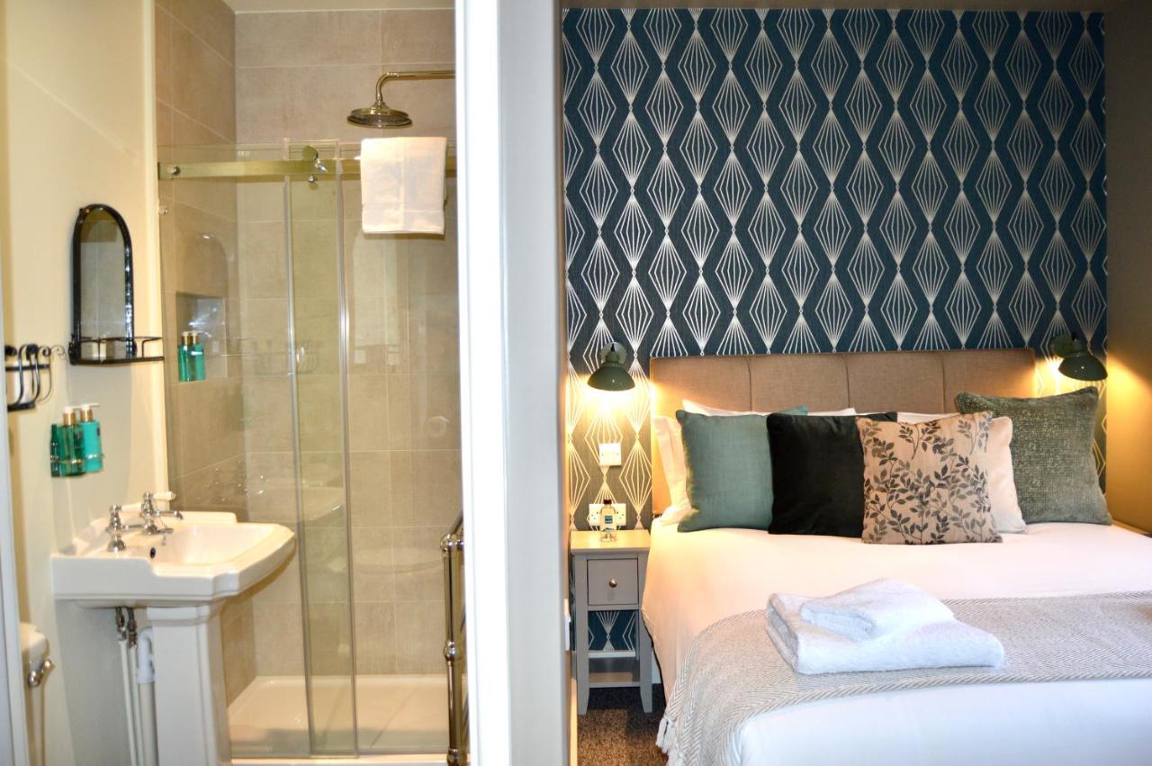 The Nest Hotel & Restaurant Petersfield Bagian luar foto